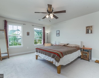 405 Potomac View Parkway - Photo Thumbnail 30