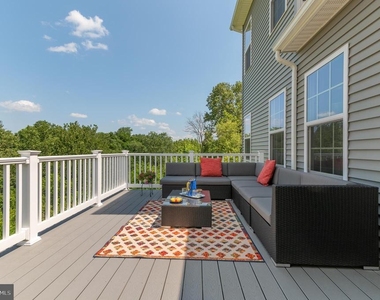 405 Potomac View Parkway - Photo Thumbnail 10