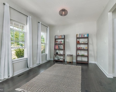 405 Potomac View Parkway - Photo Thumbnail 23