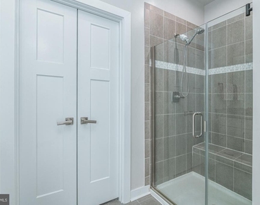 405 Potomac View Parkway - Photo Thumbnail 20