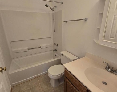6047 Sirenia Place - Photo Thumbnail 18