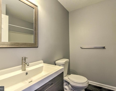3279 Westdale Court - Photo Thumbnail 13
