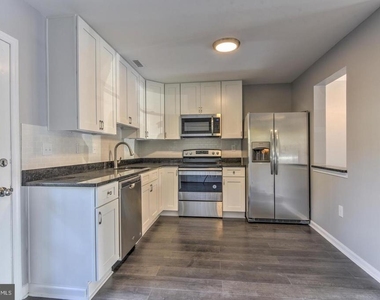 3279 Westdale Court - Photo Thumbnail 19
