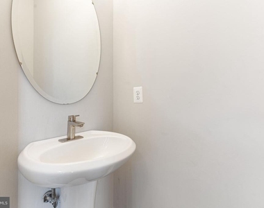 7495 Cavalcade Drive - Photo Thumbnail 6