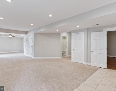 7495 Cavalcade Drive - Photo Thumbnail 27
