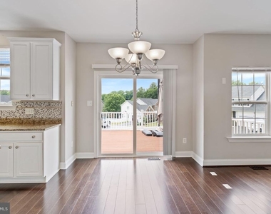 7495 Cavalcade Drive - Photo Thumbnail 19