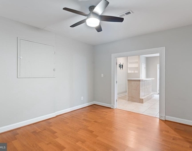 7495 Cavalcade Drive - Photo Thumbnail 33