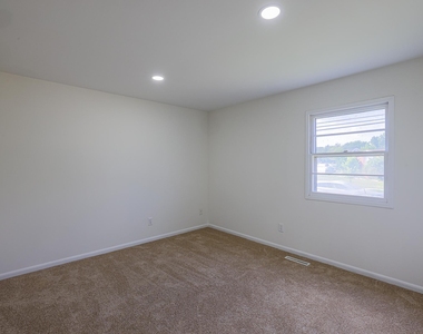2607 Smith Avenue - Photo Thumbnail 17