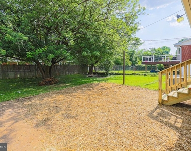 2607 Smith Avenue - Photo Thumbnail 3