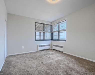 105 39th Street W - Photo Thumbnail 30