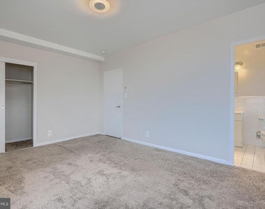 105 39th Street W - Photo Thumbnail 32