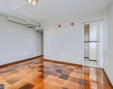 105 39th Street W - Photo Thumbnail 26