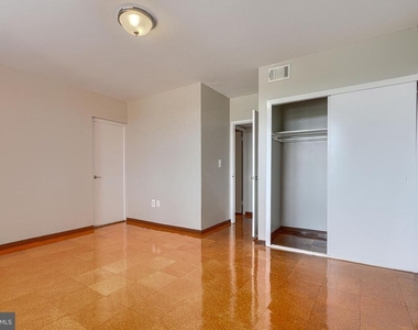 105 39th Street W - Photo Thumbnail 35