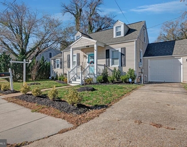 1202 President Street - Photo Thumbnail 17