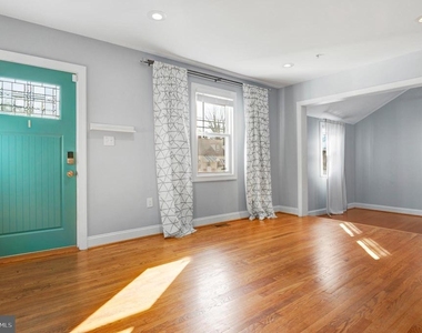 1202 President Street - Photo Thumbnail 3