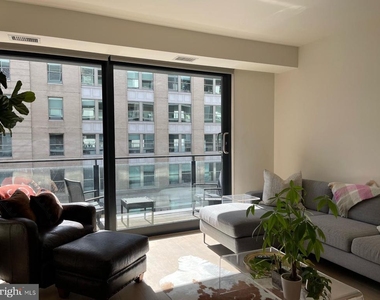 925 H Street Nw - Photo Thumbnail 12