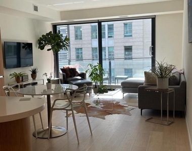 925 H Street Nw - Photo Thumbnail 14
