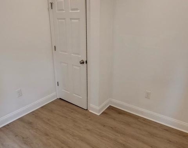 317 Decatur Street Nw - Photo Thumbnail 16