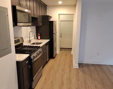 317 Decatur Street Nw - Photo Thumbnail 2