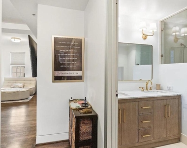 1124 10th Street Nw - Photo Thumbnail 17