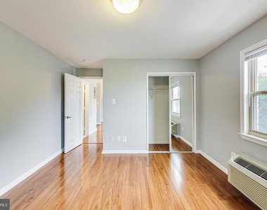 604 Longfellow Street Nw - Photo Thumbnail 10
