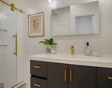 1311 Spring Road Nw - Photo Thumbnail 13