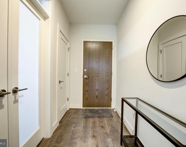 2337 Champlain Street Nw - Photo Thumbnail 2