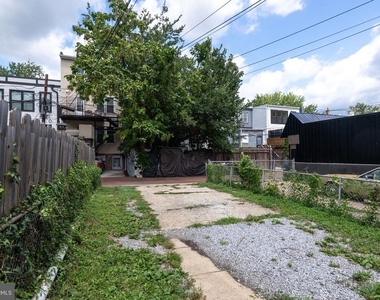 635 Kenyon Street Nw - Photo Thumbnail 30