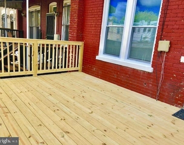 635 Kenyon Street Nw - Photo Thumbnail 4