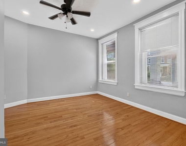 635 Kenyon Street Nw - Photo Thumbnail 7