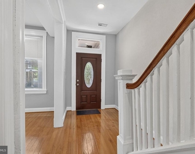 635 Kenyon Street Nw - Photo Thumbnail 5