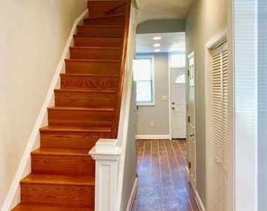 635 Kenyon Street Nw - Photo Thumbnail 9