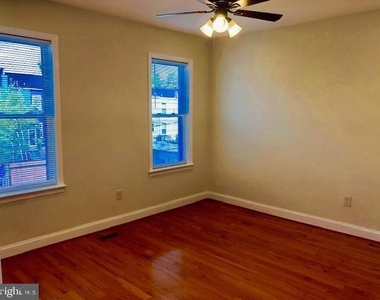635 Kenyon Street Nw - Photo Thumbnail 6