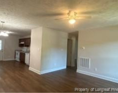 322 E Jenkins Street - Photo Thumbnail 1