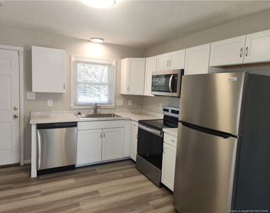 417 Windemere Drive - Photo Thumbnail 3