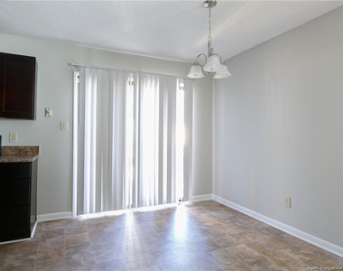 613 Mosswood Lane - Photo Thumbnail 4