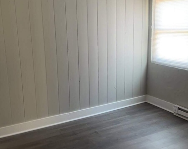 805 Rountree Avenue Se - Photo Thumbnail 7