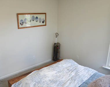 1634 Glacier Drive - Photo Thumbnail 20