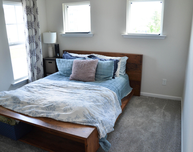 1634 Glacier Drive - Photo Thumbnail 19