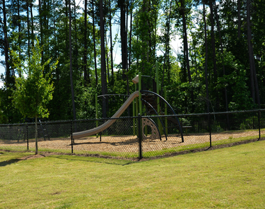 1634 Glacier Drive - Photo Thumbnail 32