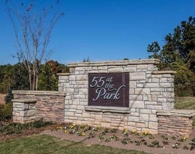 1634 Glacier Drive - Photo Thumbnail 3