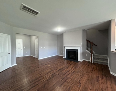 1024 Laceflower Drive - Photo Thumbnail 12