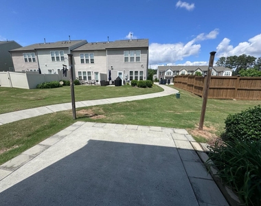 1024 Laceflower Drive - Photo Thumbnail 26