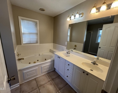 7706 Astoria Place - Photo Thumbnail 18