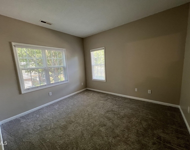 7706 Astoria Place - Photo Thumbnail 23
