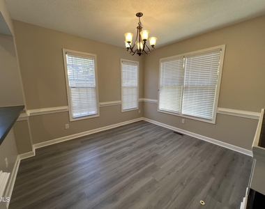 7706 Astoria Place - Photo Thumbnail 10