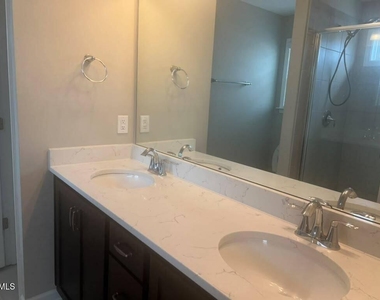 5419 Wallace Martin Way - Photo Thumbnail 18