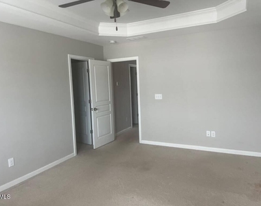 5419 Wallace Martin Way - Photo Thumbnail 16