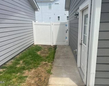 5419 Wallace Martin Way - Photo Thumbnail 27