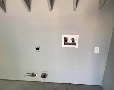 6417 Orange Blossom Way - Photo Thumbnail 18